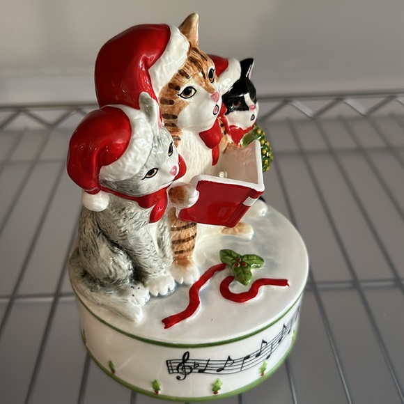 Schmid Christmas Cats Music Box - Picture 4 of 6